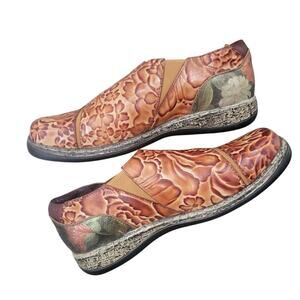 L'Artiste‎ Spring Step 38 Meteor Slip-On Shoes Women's 37 Brown Leather Embossed